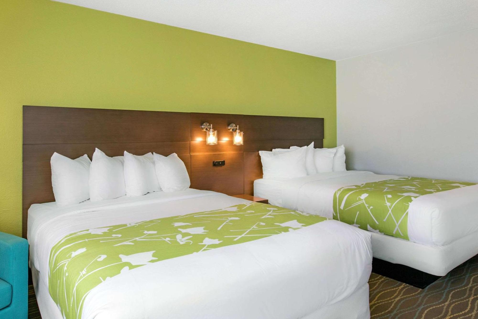 Radisson Hotel Grand Rapids Riverfront Екстериор снимка