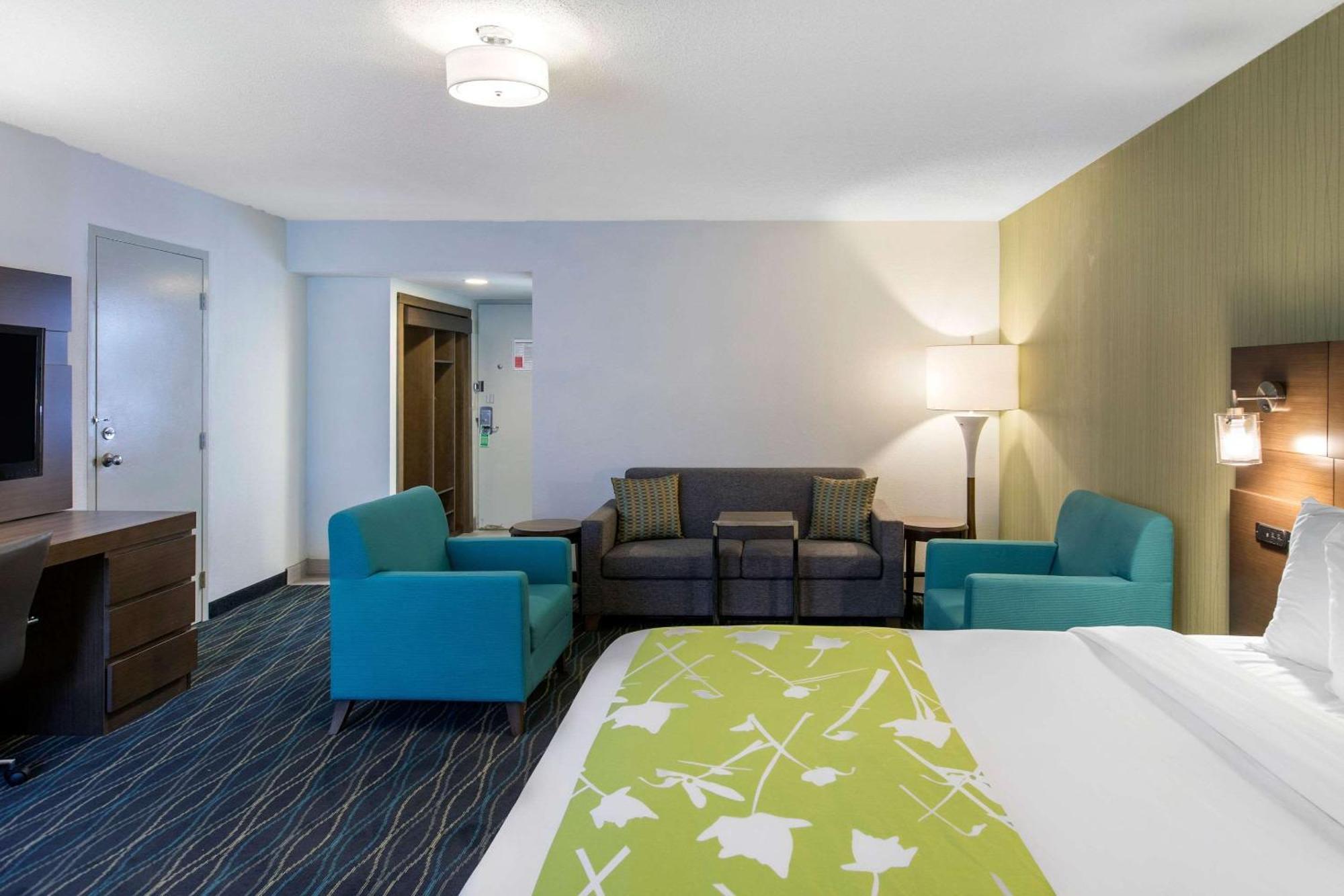 Radisson Hotel Grand Rapids Riverfront Екстериор снимка