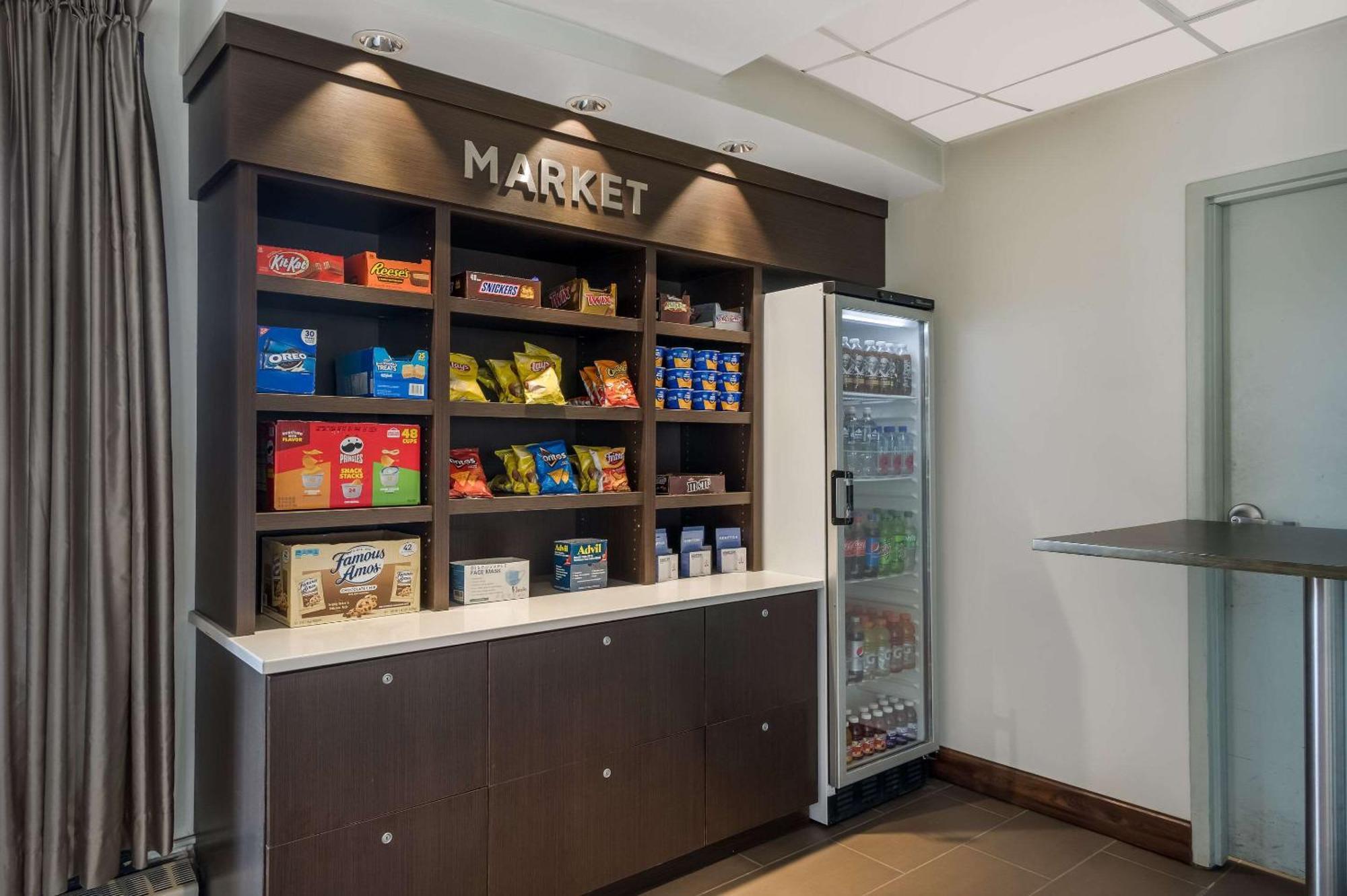 Radisson Hotel Grand Rapids Riverfront Екстериор снимка
