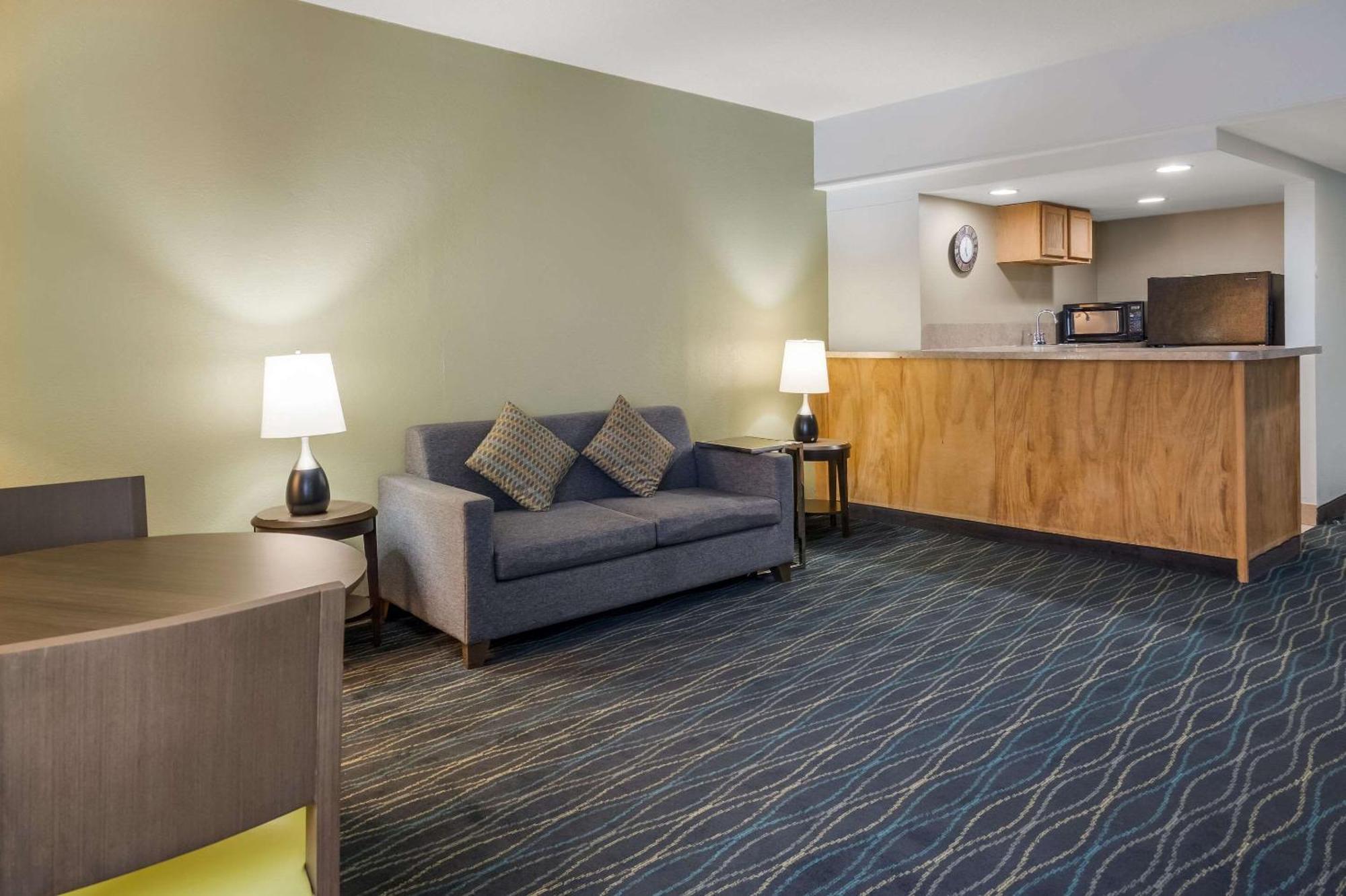 Radisson Hotel Grand Rapids Riverfront Екстериор снимка