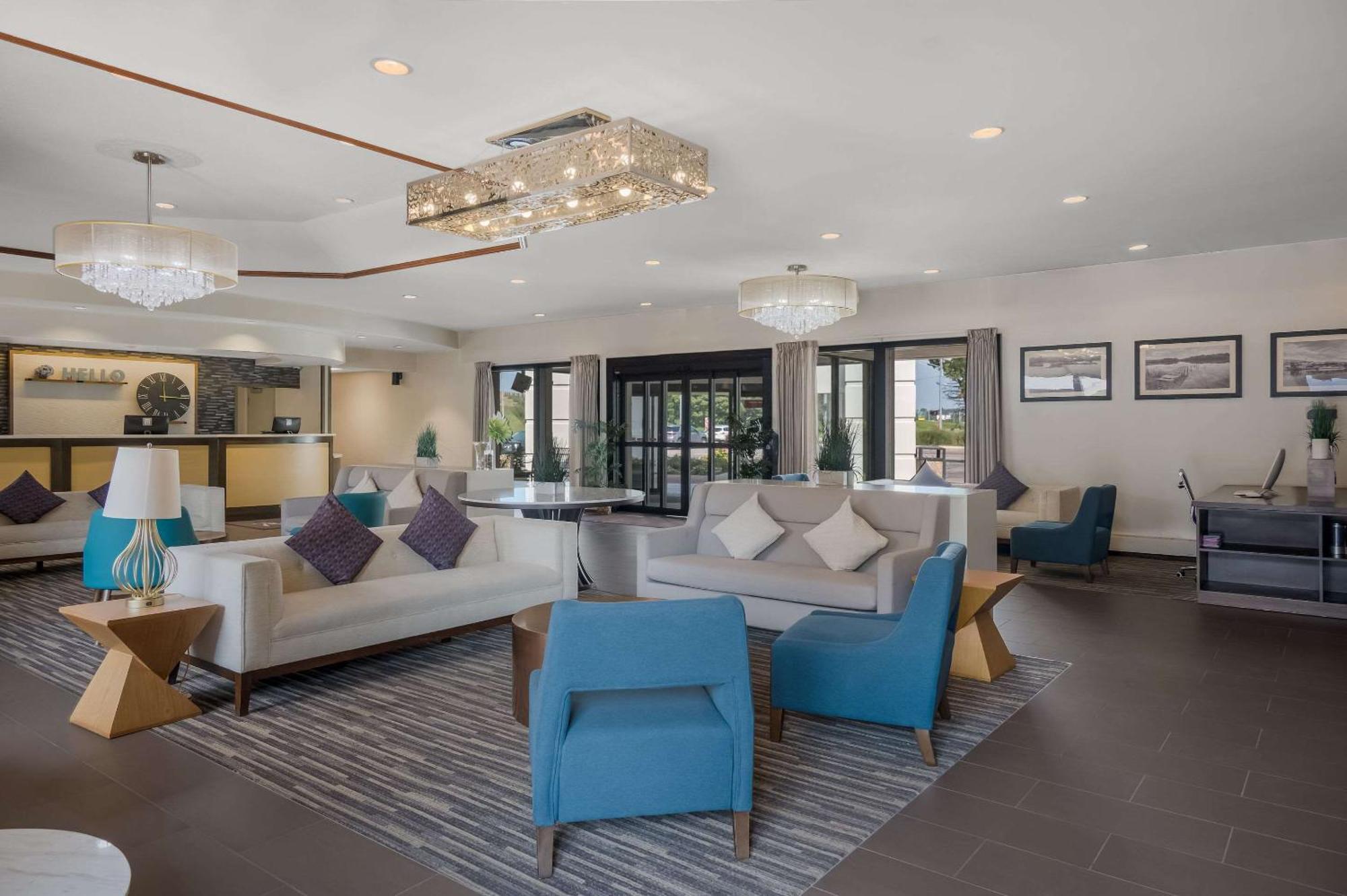 Radisson Hotel Grand Rapids Riverfront Екстериор снимка